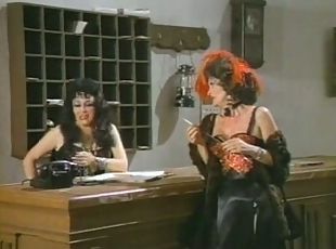 Angelica Chain - Buenas, y con ... movidas (1983)
